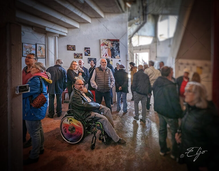 Exposition TAURINE - Photos Peintures 
SCULPTURES ©béatice FERNANDO - Photos © ELJO - Tous droits réservés