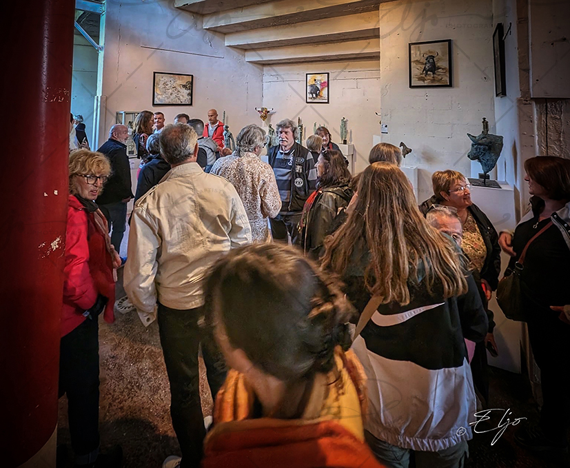 Exposition TAURINE - Photos Peintures
SCULPTURES ©béatice FERNANDO - Photos © ELJO - Tous droits réservés