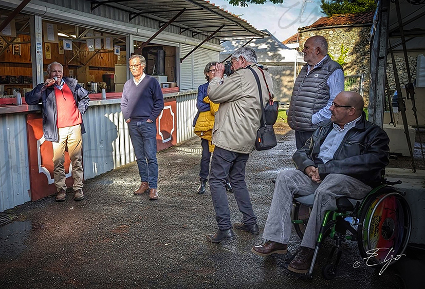 Exposition TAURINE - Photos Peintures
SCULPTURES ©béatice FERNANDO - Photos © ELJO - Tous droits réservés