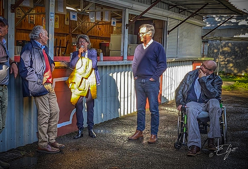 Exposition TAURINE - Photos Peintures
SCULPTURES ©béatice FERNANDO - Photos © ELJO - Tous droits réservés