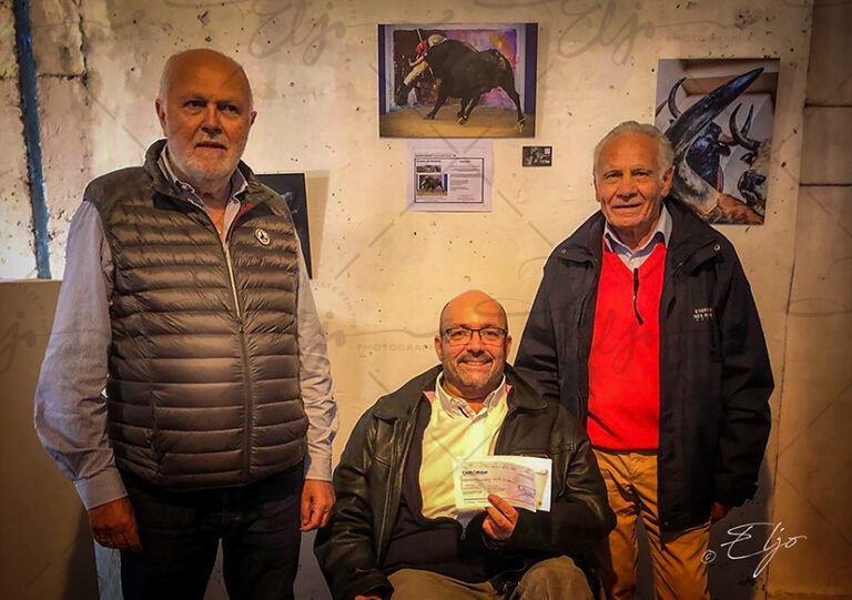 Exposition TAURINE - Photos Peintures SCULPTURES ©béatice FERNANDO - Photos © ELJO - Tous droits réservés