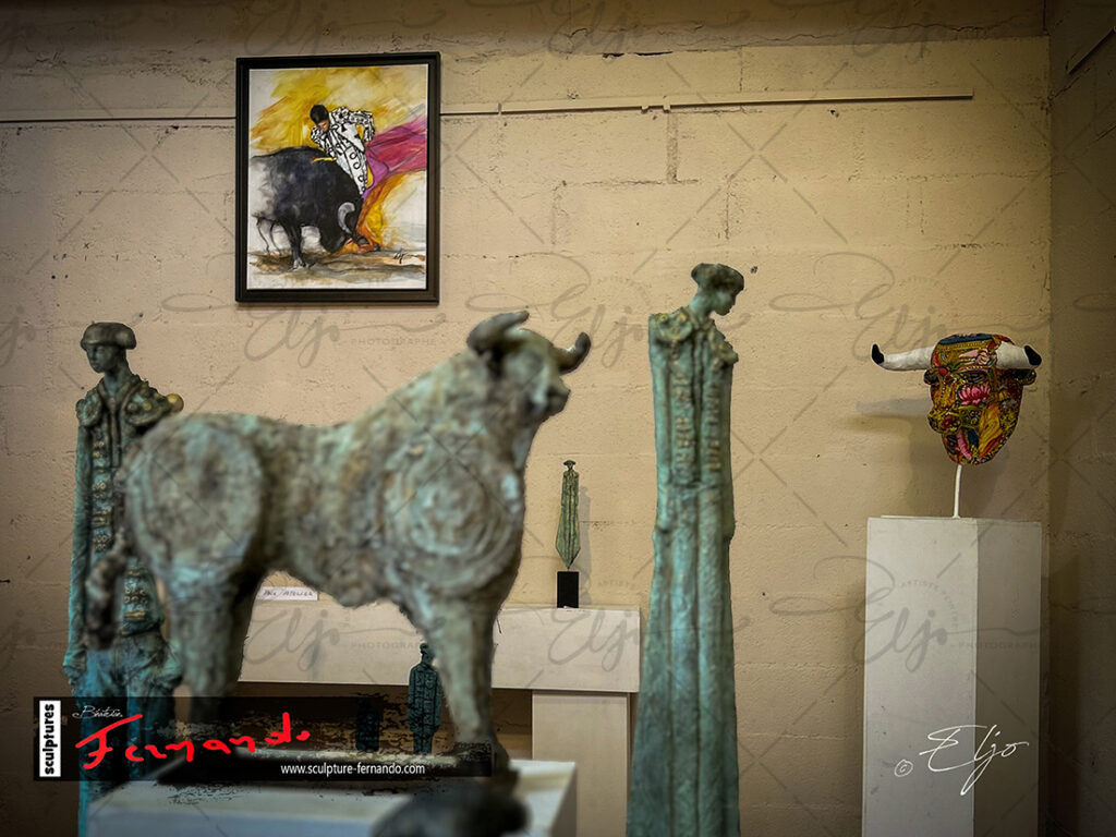 Exposition TAURINE - Photos Peintures
SCULPTURES ©béatice FERNANDO - Photos © ELJO - Tous droits réservés