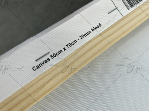 Illustration des attaches arrières pour une photo imprimée sur toile.